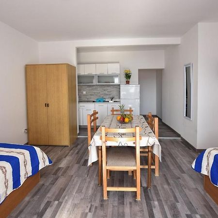 Val Apartmani, Stara Novalja Extérieur photo
